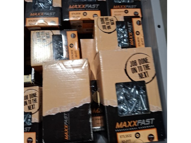 Partij diverse schroeven, bouten, moeren en ringen, o.a. maxxfast, fisher, fabory - afbeelding 7 van  33