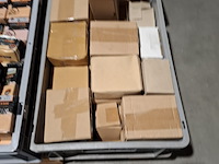 Partij diverse schroeven, bouten, moeren en ringen, o.a. maxxfast, fisher, fabory - afbeelding 17 van  33