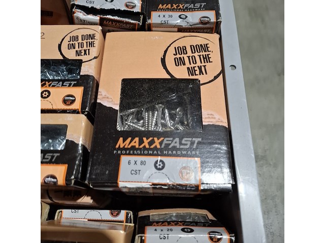 Partij diverse schroeven, bouten, moeren en ringen, o.a. maxxfast, fisher, fabory - afbeelding 28 van  33