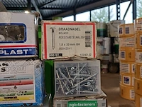 Partij diverse schroeven - afbeelding 11 van  21