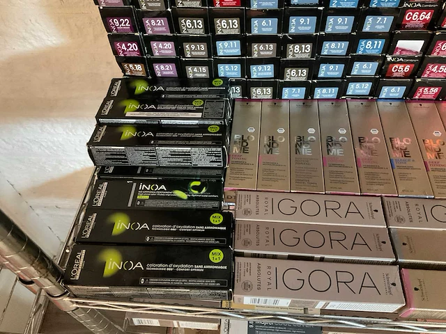 Partij diverse schwarzkopf & l’oréal haarverf (768x) - afbeelding 3 van  19