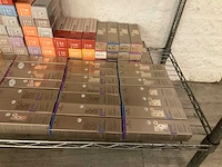 Partij diverse schwarzkopf & l’oréal haarverf (768x) - afbeelding 10 van  19