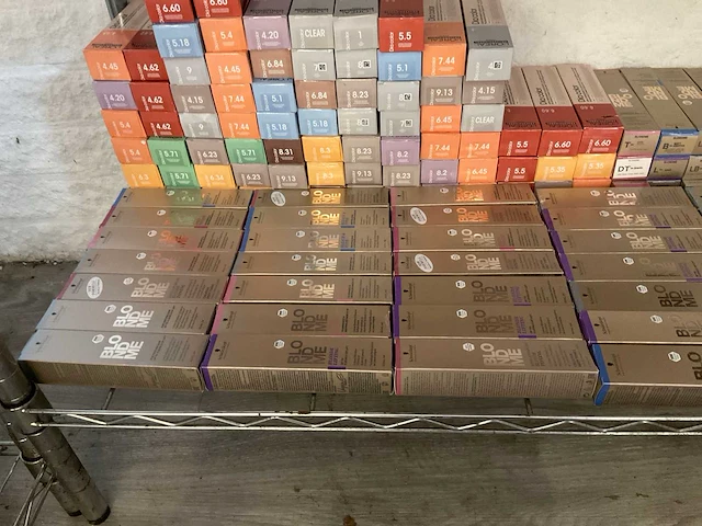 Partij diverse schwarzkopf & l’oréal haarverf (768x) - afbeelding 11 van  19