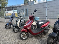 Partij diverse scooters - afbeelding 21 van  113