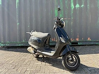 Partij diverse scooters - afbeelding 36 van  113