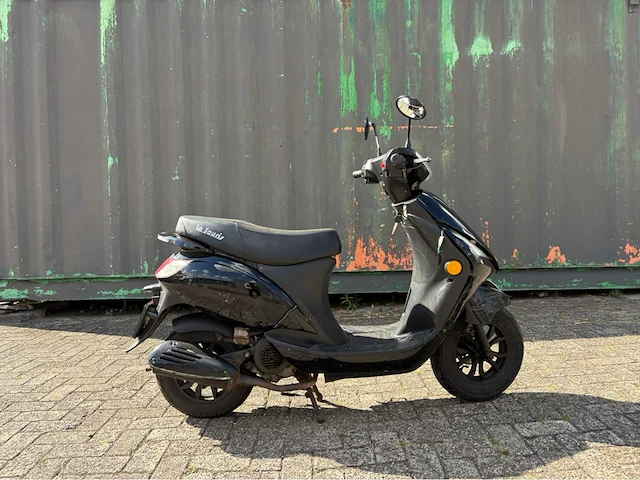 Partij diverse scooters - afbeelding 50 van  113