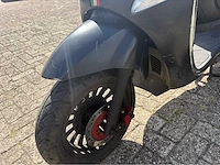 Partij diverse scooters - afbeelding 80 van  113
