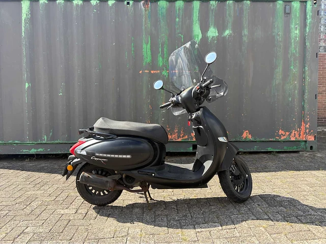 Partij diverse scooters - afbeelding 70 van  113