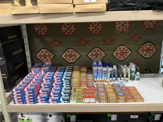 Partij diverse sexwax/mrspalmers/etc producten (345x) - afbeelding 1 van  7