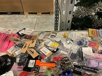 Partij diverse skateboard onderdelen/toebehoren (255x) - afbeelding 3 van  13