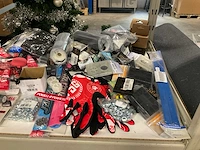 Partij diverse skateboard onderdelen/toebehoren (255x) - afbeelding 9 van  13