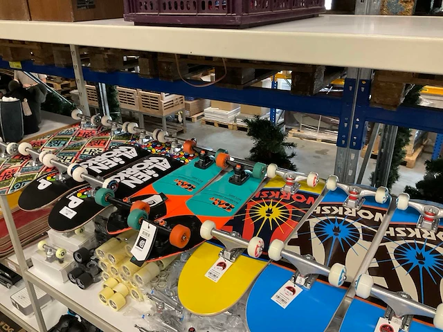 Partij diverse skateboards (9x) - afbeelding 1 van  7
