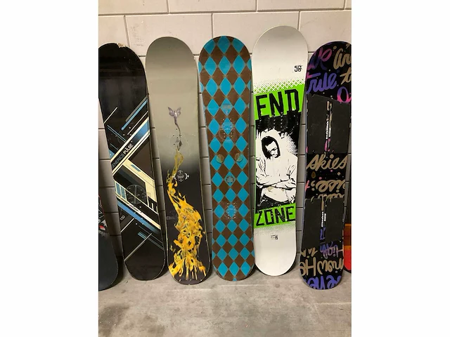 Partij diverse snowboards (11x) - afbeelding 4 van  5