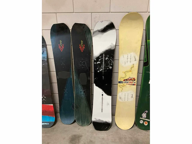 Partij diverse snowboards (12x) - afbeelding 3 van  4