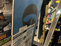Partij diverse snowboards o.a burton/jones/libtech (28x) - afbeelding 14 van  19