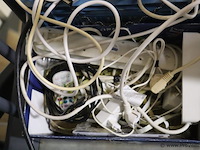 Partij diverse soorten kabels/snoeren & stekkerdozen - afbeelding 4 van  4