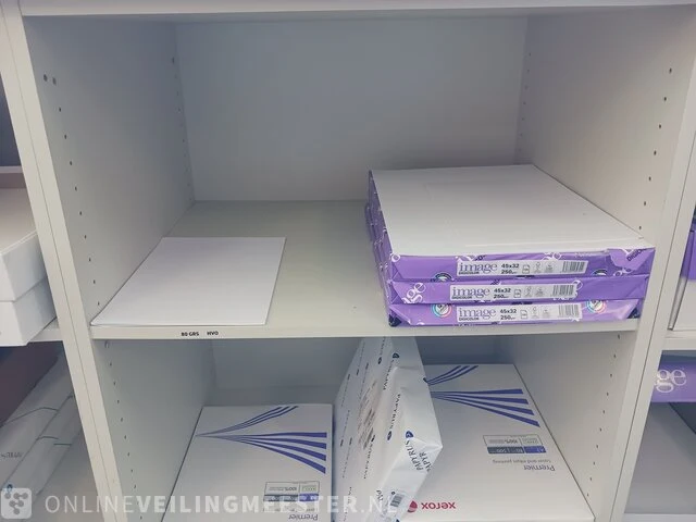 Partij diverse soorten papier - afbeelding 2 van  23
