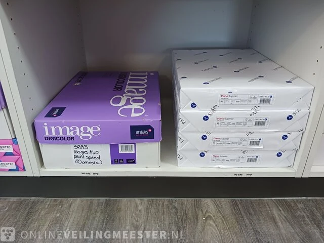 Partij diverse soorten papier - afbeelding 11 van  23