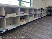 Partij diverse soorten papier - afbeelding 1 van  23