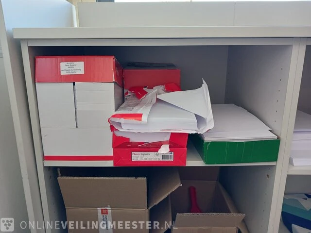 Partij diverse soorten papier - afbeelding 12 van  23