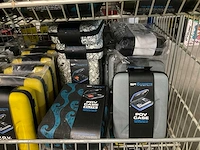 Partij diverse sp gadgets cases (132x) - afbeelding 3 van  18