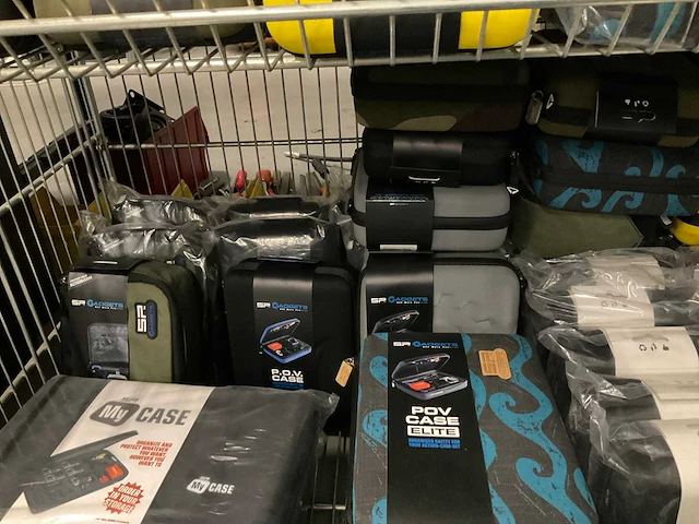 Partij diverse sp gadgets cases (132x) - afbeelding 6 van  18