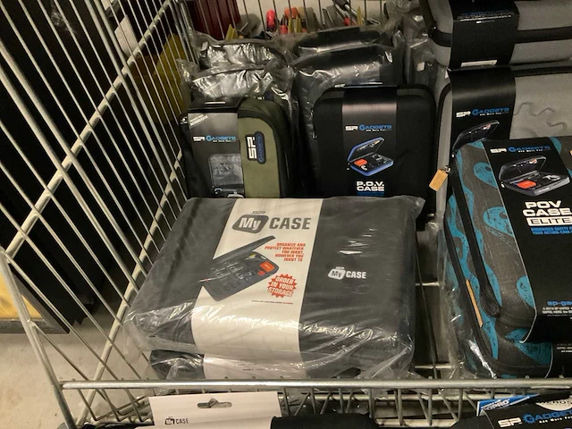 Partij diverse sp gadgets cases (132x) - afbeelding 8 van  18