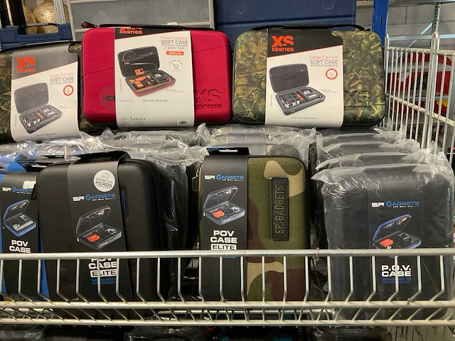 Partij diverse sp gadgets cases (132x) - afbeelding 15 van  18