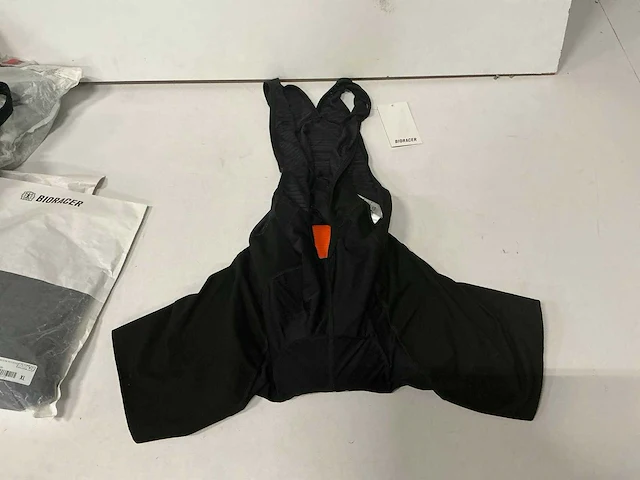 Partij diverse sport2x/bioracer wielrenkleding (21x) - afbeelding 15 van  17