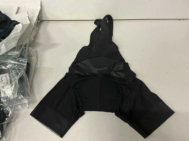 Partij diverse sport2x/bioracer wielrenkleding (23x) - afbeelding 20 van  24