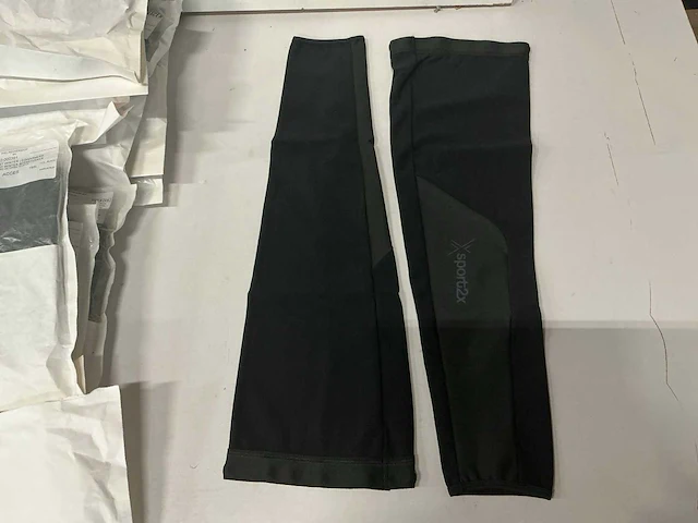 Partij diverse sport2x/bioracer wielrenkleding (28x) - afbeelding 8 van  15