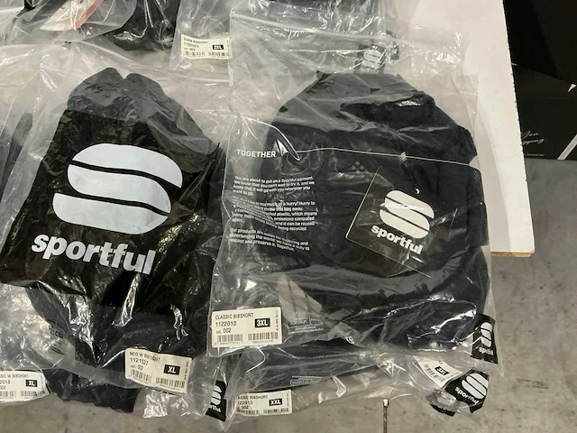 Partij diverse sportful bibshorts/bibtights/bibs/shorts (32x) - afbeelding 21 van  29