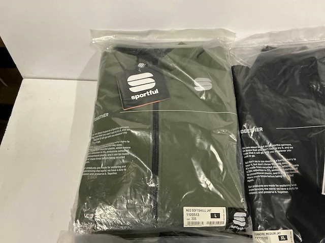 Partij diverse sportful jackets (27x) - afbeelding 12 van  17