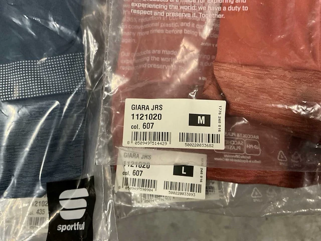 Partij diverse sportful jackets/jerseys (47x) - afbeelding 11 van  28