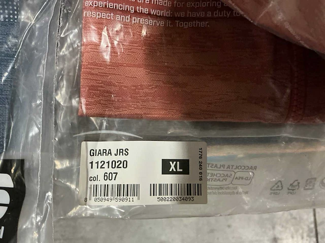 Partij diverse sportful jackets/jerseys (47x) - afbeelding 13 van  28