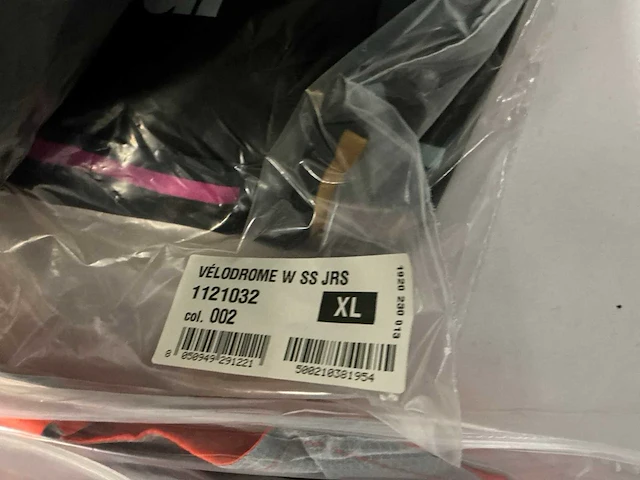 Partij diverse sportful jackets/jerseys (47x) - afbeelding 18 van  28