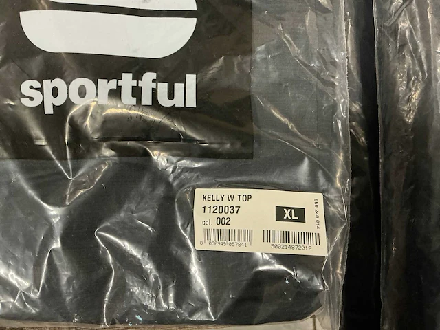 Partij diverse sportful jackets/jerseys/tops (28x) - afbeelding 13 van  29