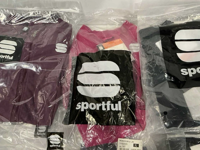 Partij diverse sportful jackets/jerseys/tops (28x) - afbeelding 26 van  29