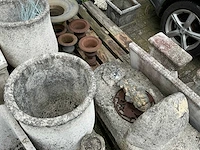 Partij diverse stenen tuin decoratie - afbeelding 6 van  8
