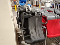 Partij diverse stoelen, bureaustoelen en bedrijfsinventaris - afbeelding 7 van  23