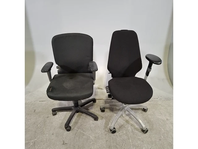 Partij diverse stoelen en bureaustoelen, o.a. comforto, hag - afbeelding 1 van  10