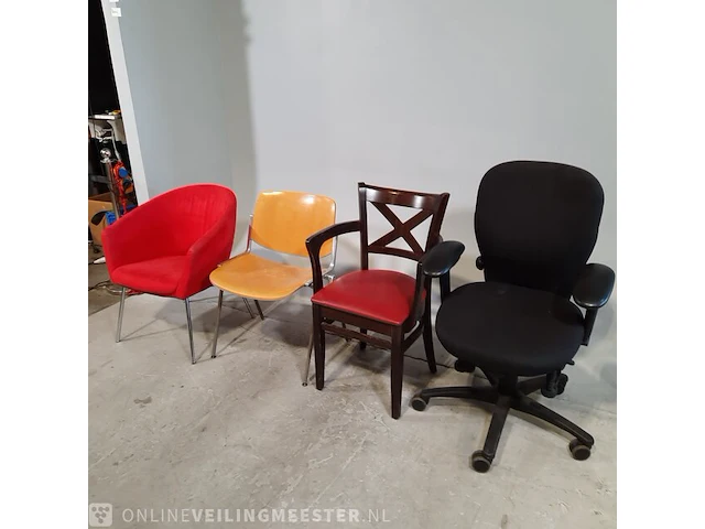 Partij diverse stoelen o.a artifort - afbeelding 10 van  16