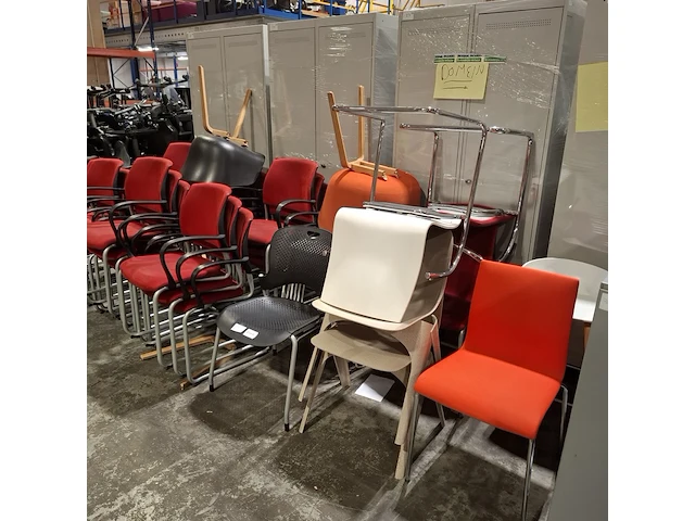 Partij diverse stoelen, o.a drabert - afbeelding 4 van  18
