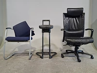 Partij diverse stoelen, o.a. rohde&grahl/malmstolen - afbeelding 1 van  12