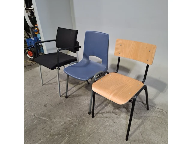 Partij diverse stoelen - afbeelding 8 van  14