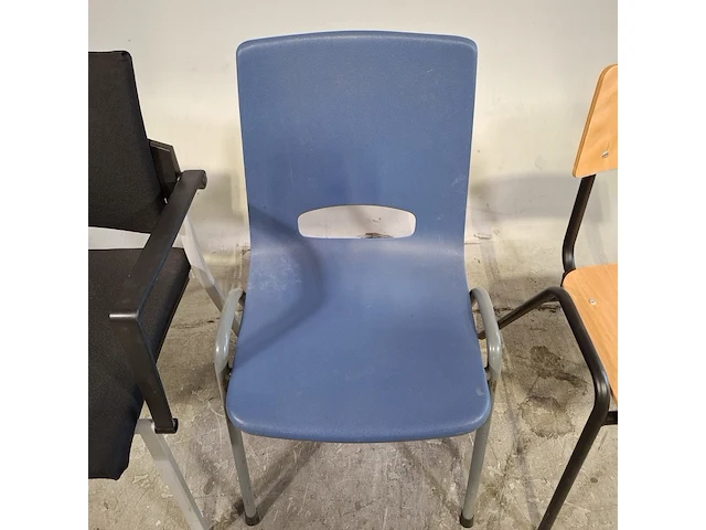 Partij diverse stoelen - afbeelding 10 van  14