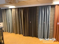 Partij diverse stoffen (circa 100 rollen) (c) - afbeelding 4 van  11