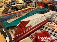 Partij diverse stoffen (circa 100 rollen) (c) - afbeelding 7 van  11