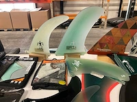 Partij diverse surfboard vinnen (27x) - afbeelding 13 van  16