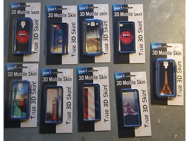 Partij diverse tabletaccesoires, beschermhoezen, dvd's en cd's - afbeelding 14 van  15